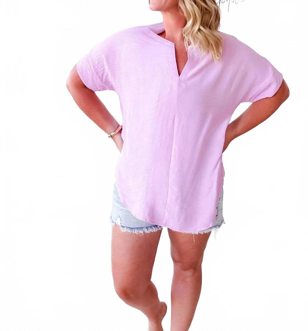 NEW ZENANA bernie airflow split neck top in mauve